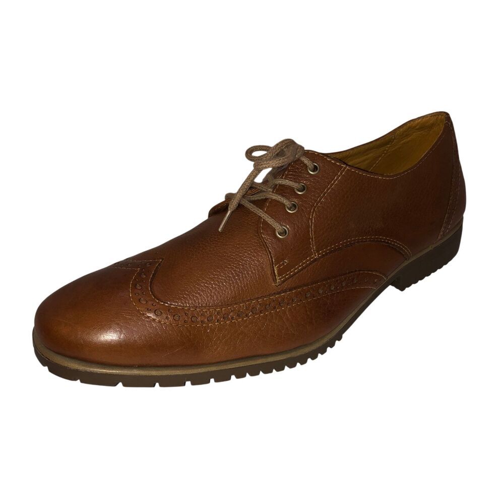 Clarks Atticus Mens Size 11 D Brown Leather Wingtip Oxford Shoes Made in Brazil